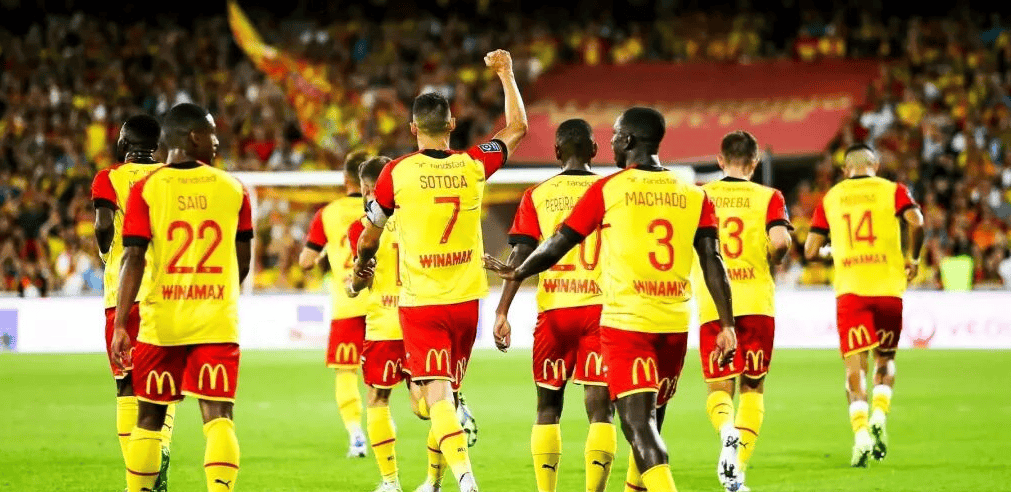 美高梅官网首页-转折点巴黎圣日耳曼状态回暖，社区盾今夜攻防权衡，球迷炸锅，控场能力受关注