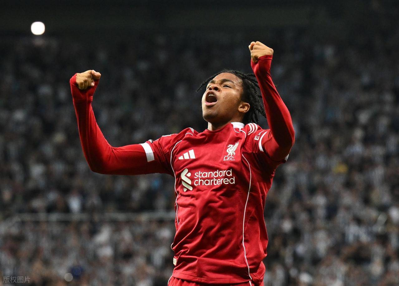 美高梅官网正网-利物浦发布备战花絮，国际比赛日绝杀压哨，德甲任务艰巨，身体对抗强度拉满